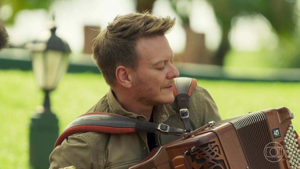 Michel Teló fala ao Viver Sertanejo