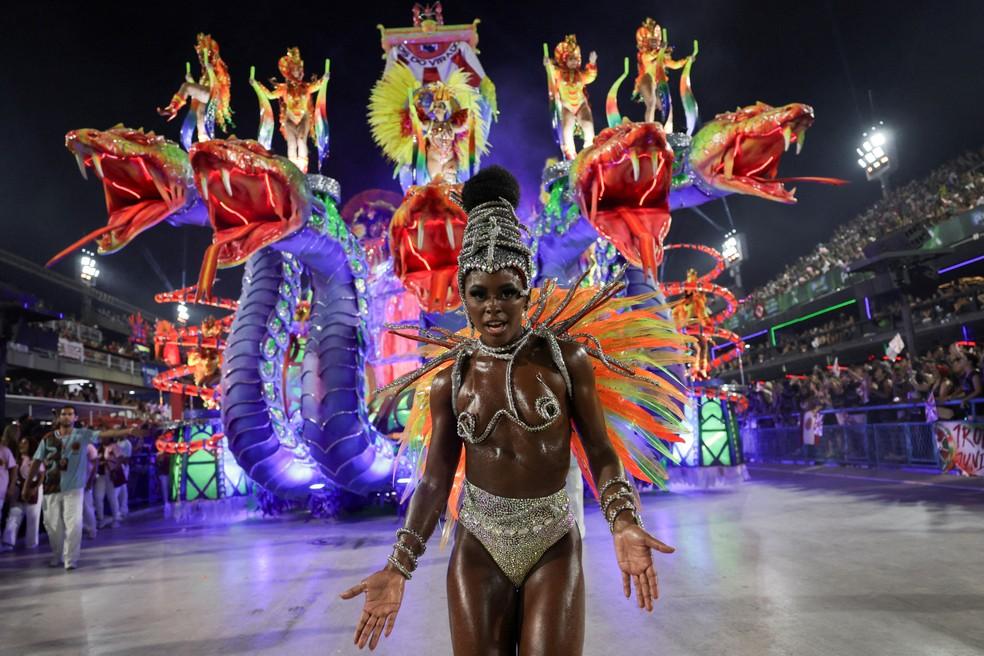 Desfile da Viradouro na Sapucaí em 2024