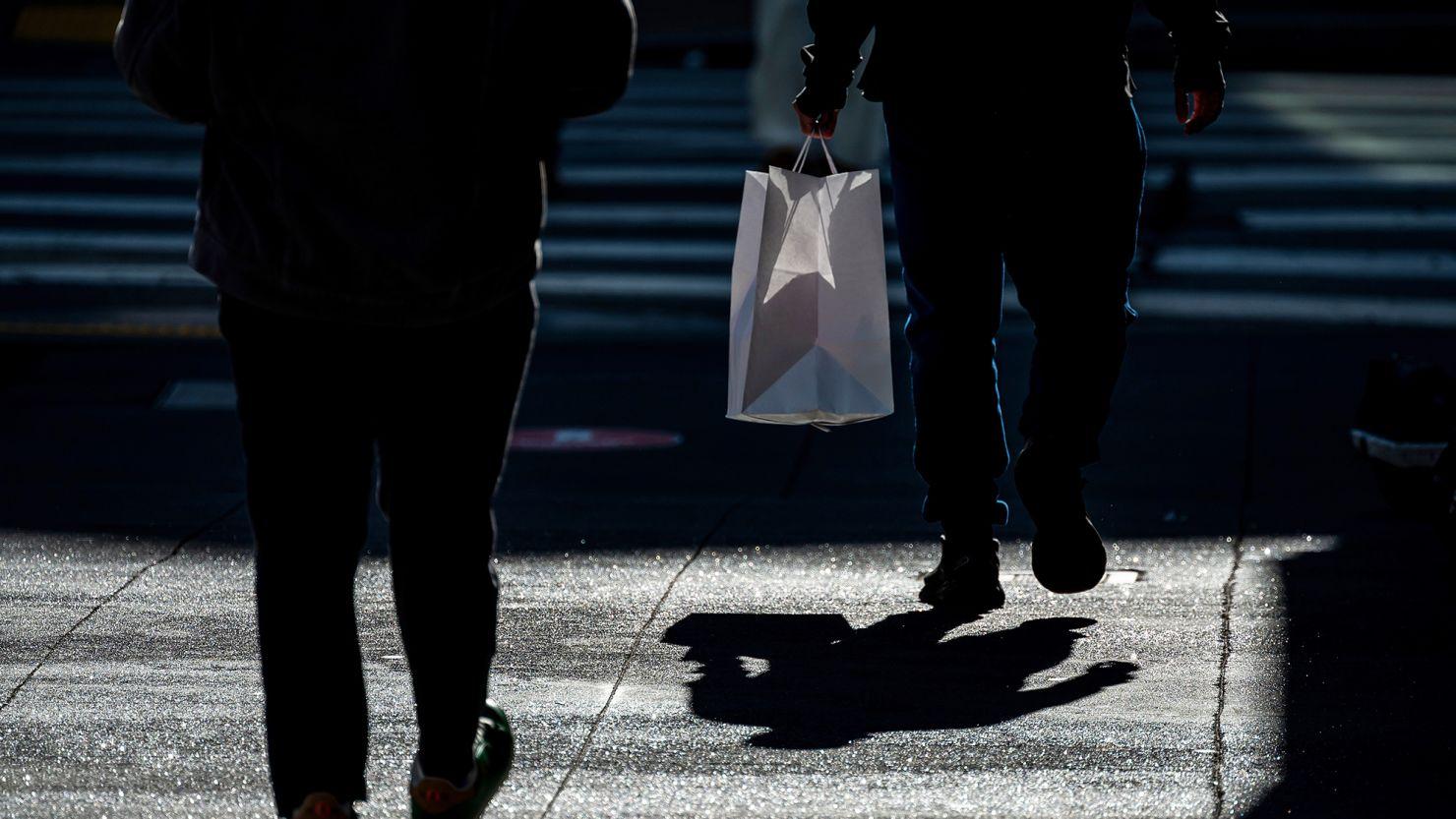 Um guru da meditação convocou um 'blackout econômico' em 28 de fevereiro.