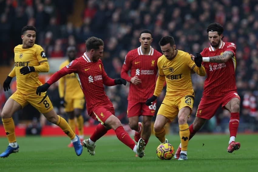 Momento do jogo entre Liverpool e Wolverhampton