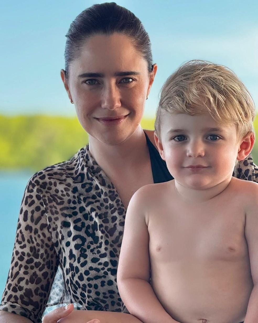 Fernanda Vasconcellos e filho