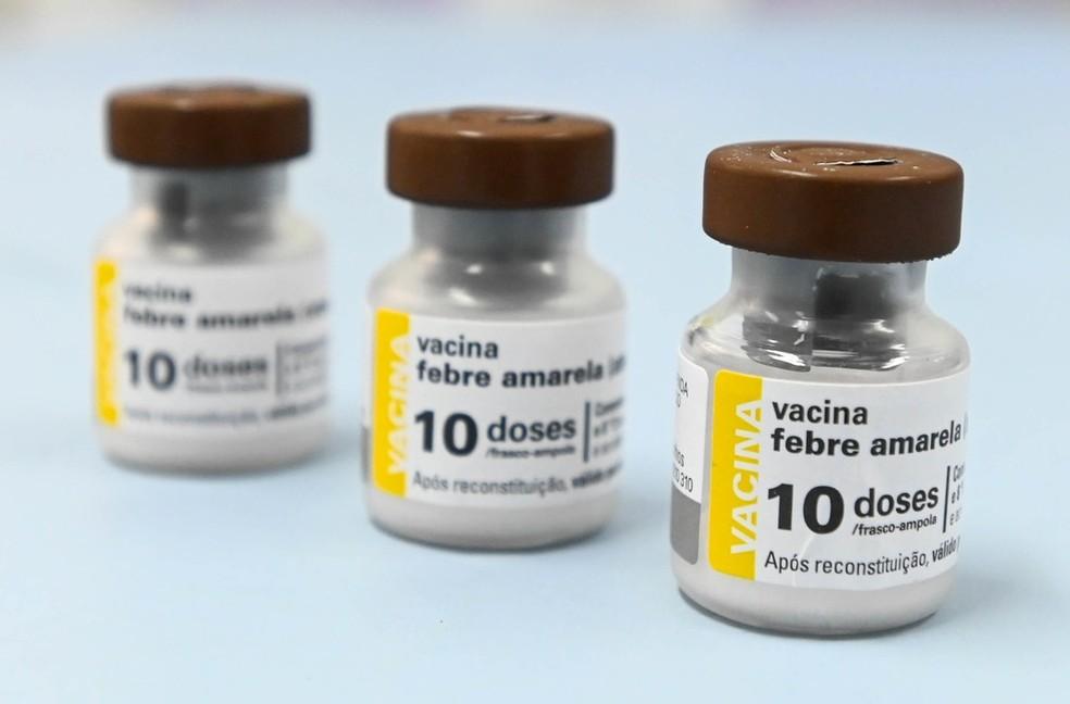 Campinas alerta imunização e aplica vacinas em supermercado e colégio neste sábado