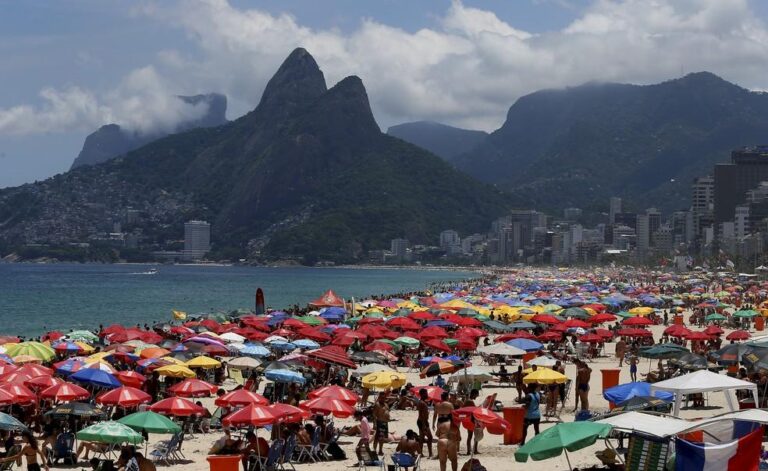 Rio de Janeiro Sofre com Onda de Calor Extremo e Prevê Chuvas à Vista