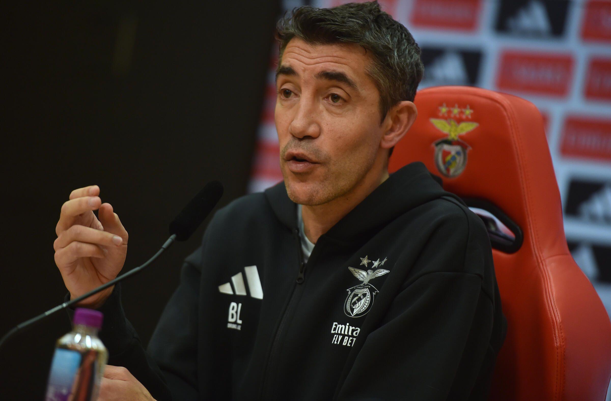 Treinador Bruno Lage falando sobre o jogo