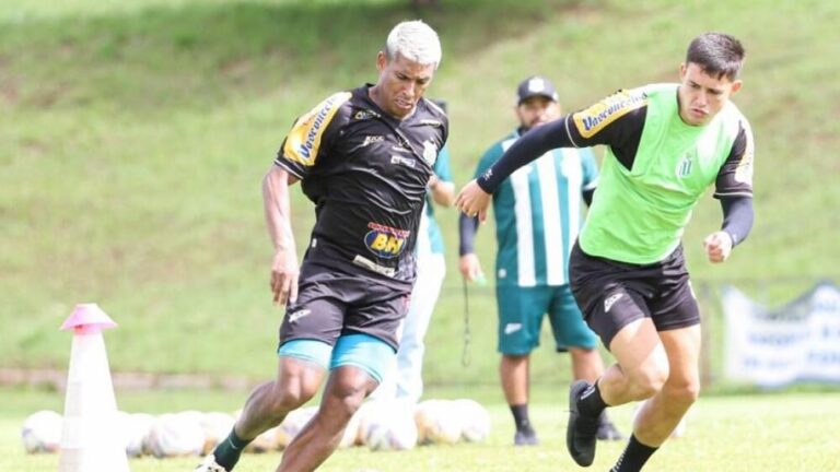 Uberlândia Dispensa Atacante Michael Paulista Antes da Semifinal do Troféu Inconfidência