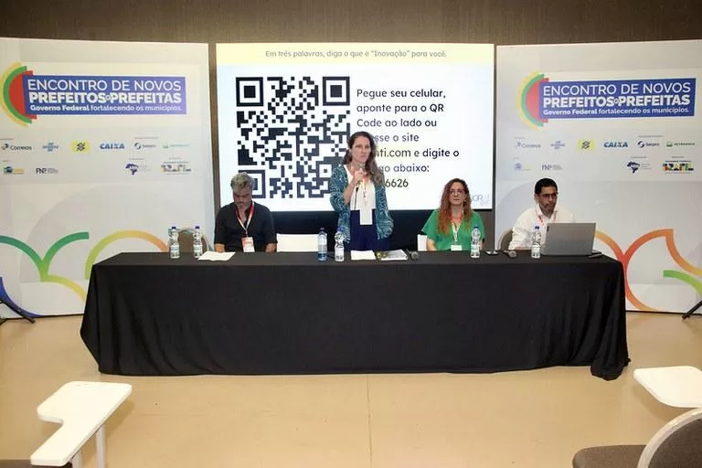 Inovação e Transformação Digital no Encontro de Novos Prefeitos e Prefeitas