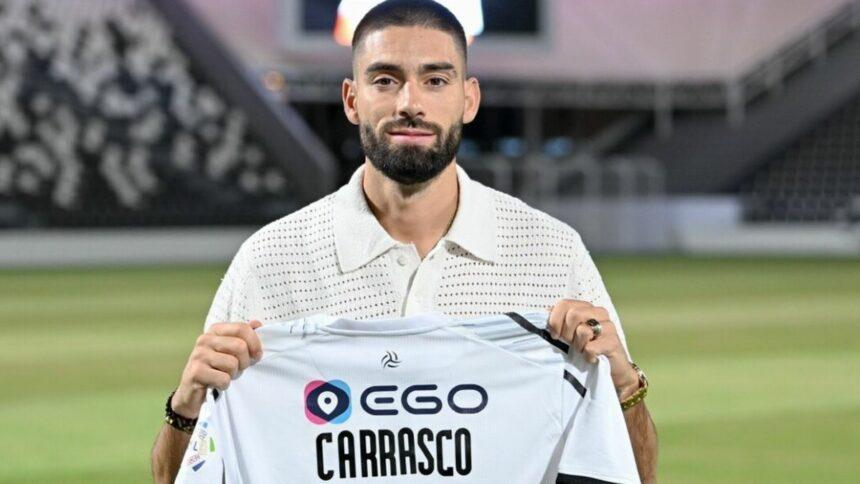 Yannick Carrasco é oferecido ao Flamengo