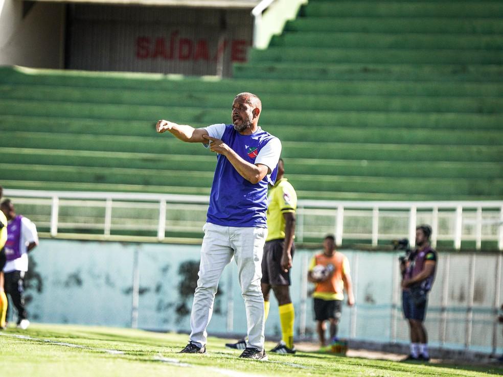 Emanoel Sacramento, técnico do Humaitá