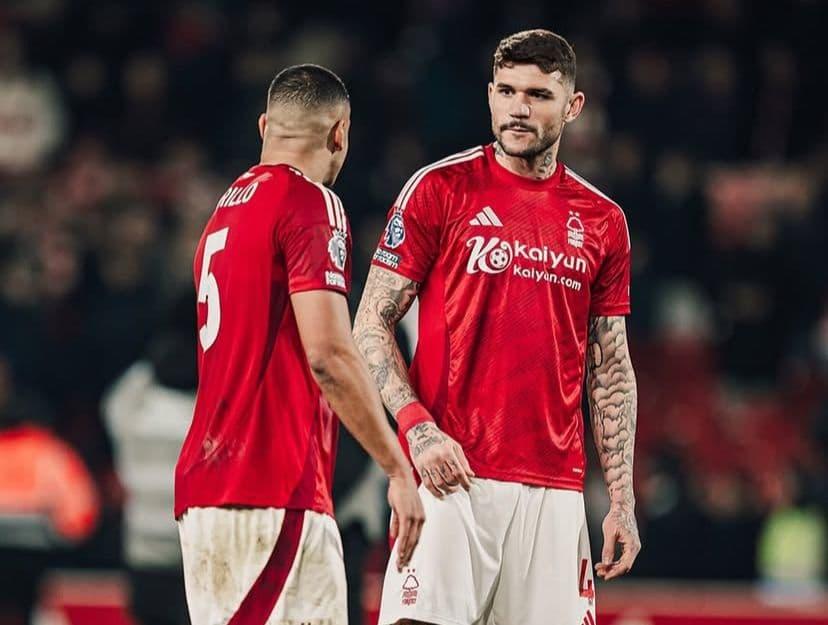 Murillo e Morato em ação pelo Nottingham Forest