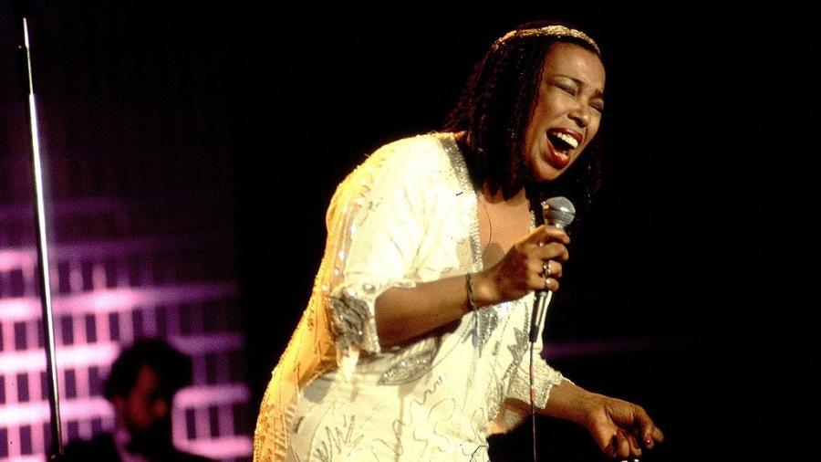 Roberta Flack morre aos 88 anos.