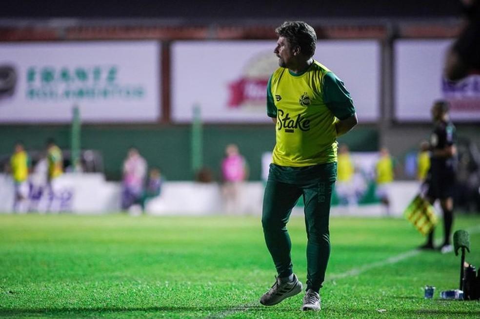 Fábio Matias no empate em 1 a 1 com o Avenida