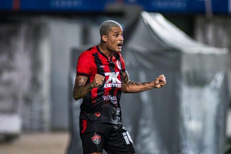 Clássico Ba-Vi 500: Vitória e Bahia se enfrentam com grandes expectativas