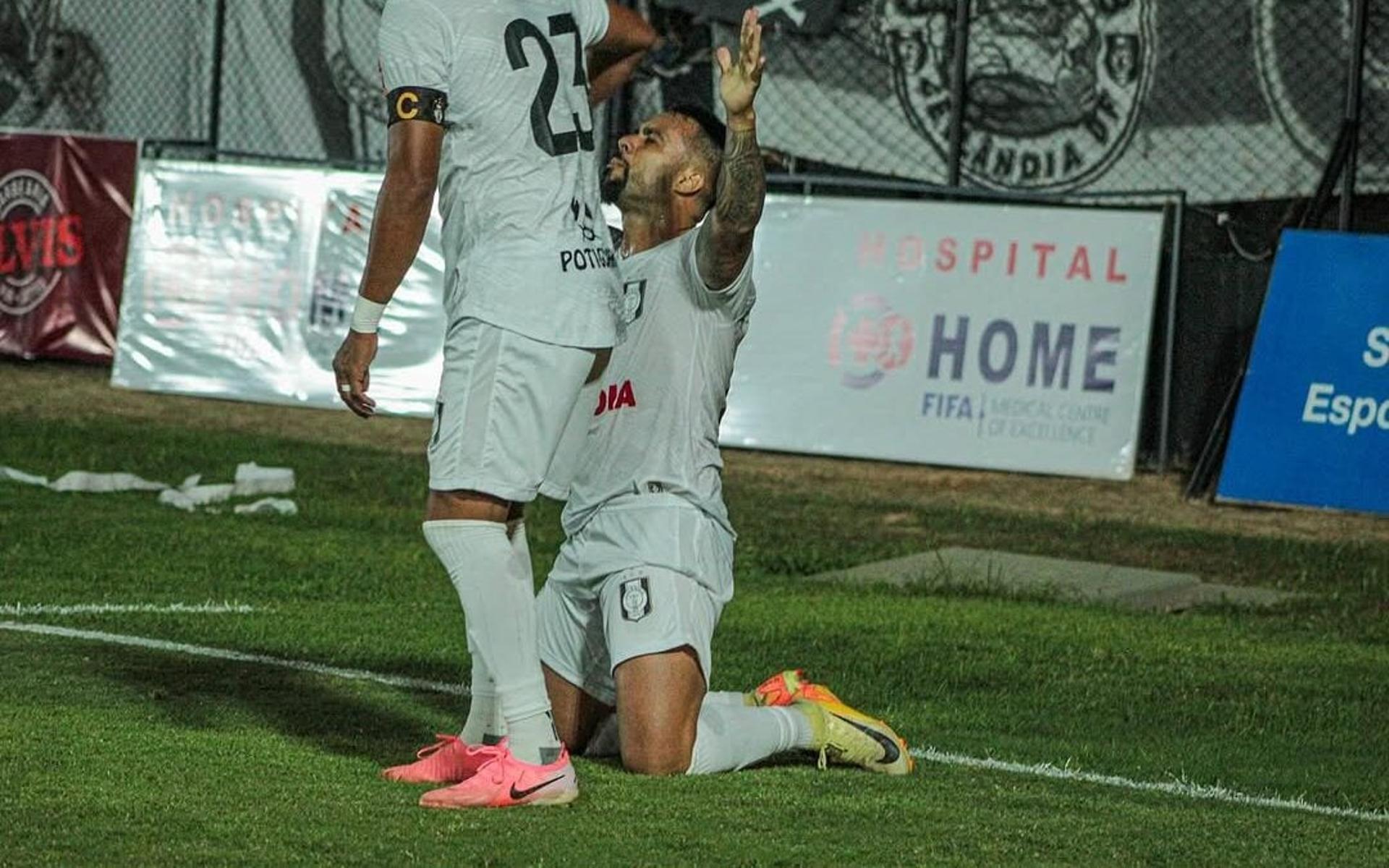Jogo entre Ceilândia e Coritiba pela Copa do Brasil