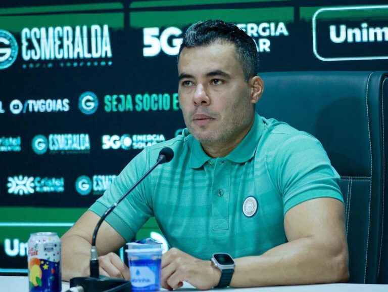 Goiás se prepara para enfrentar o Inhumas no Campeonato Goiano