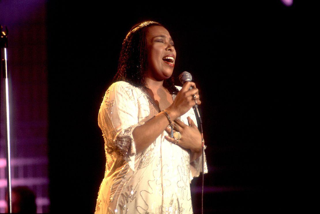 Roberta Flack performing in 1981