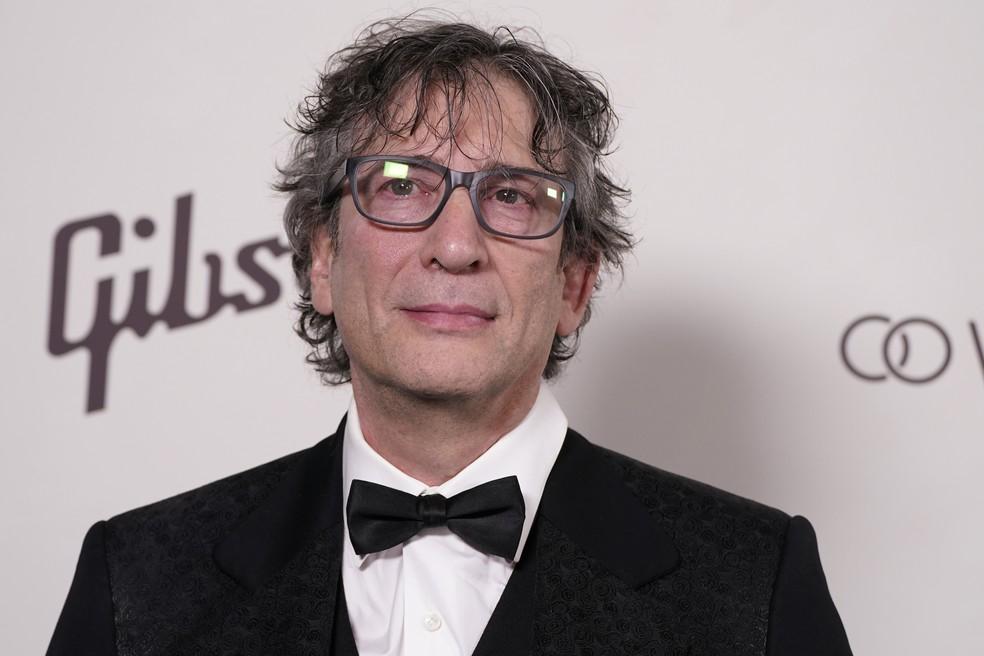 Neil Gaiman é acusado de assédio sexual.