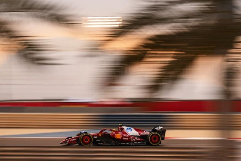 Russell Lidera Último Dia de Testes da F1 2025, Hamilton Enfrenta Desafios