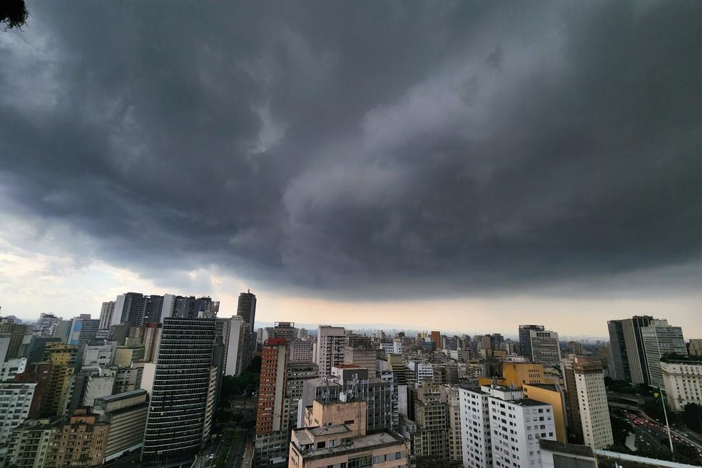 Chuva em São Paulo nesta terça-feira (18)