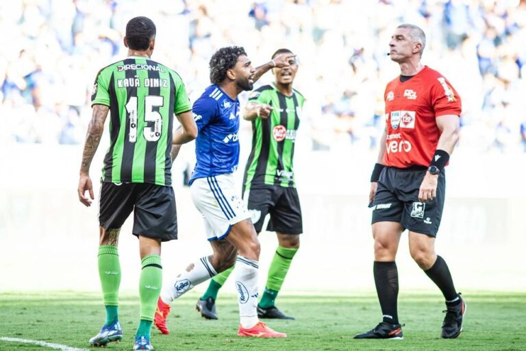 América-MG e Cruzeiro se enfrentam em clássico decisivo pela semifinal do Mineiro