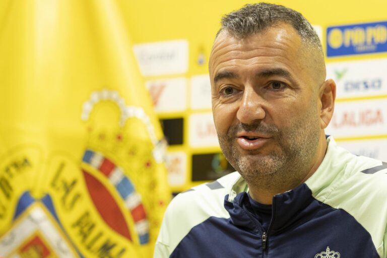 Diego Martínez: Preparação da UD Las Palmas para Enfrentar o FC Barcelona