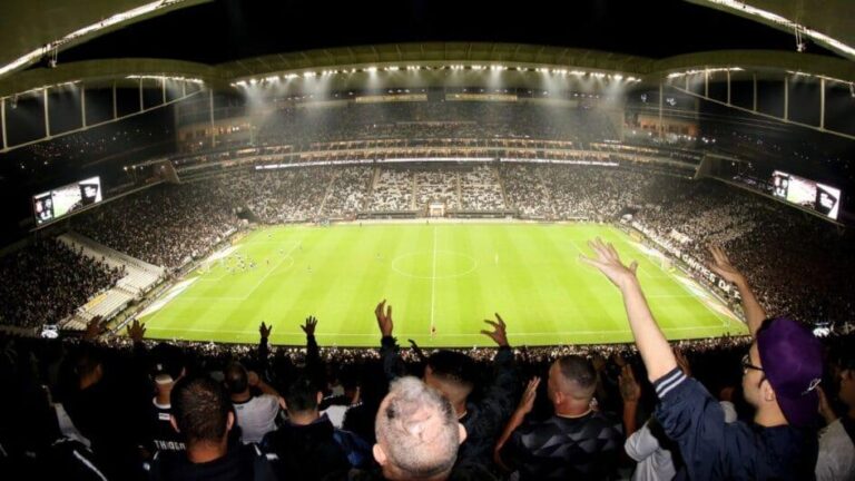 Corinthians busca vitória crucial para garantir mando em semifinal do Paulistão