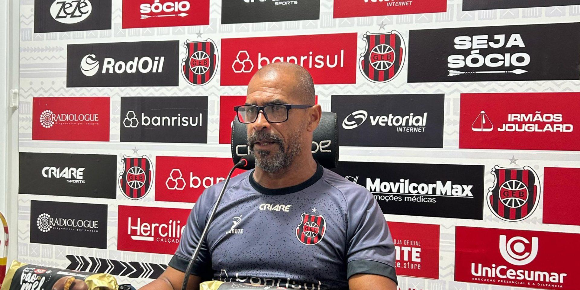 Pingo fará mudanças na equipe para jogo contra o São José.