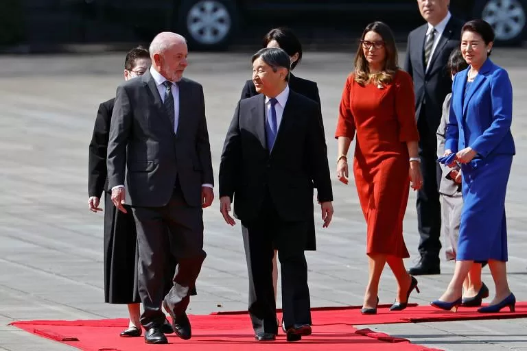 Imperador do Japão Recebe Lula em Visita Diplomática Histórica