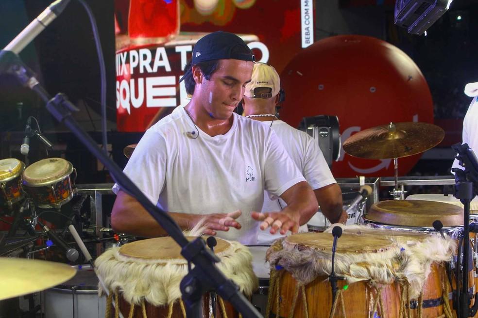 Trio de Ivete Sangalo tem Marcelo Sangalo na percussão