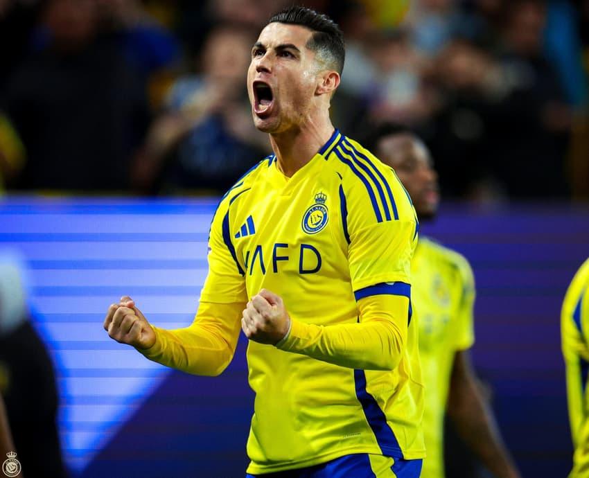 Cristiano Ronaldo vive expectativa pelo milésimo gol oficial