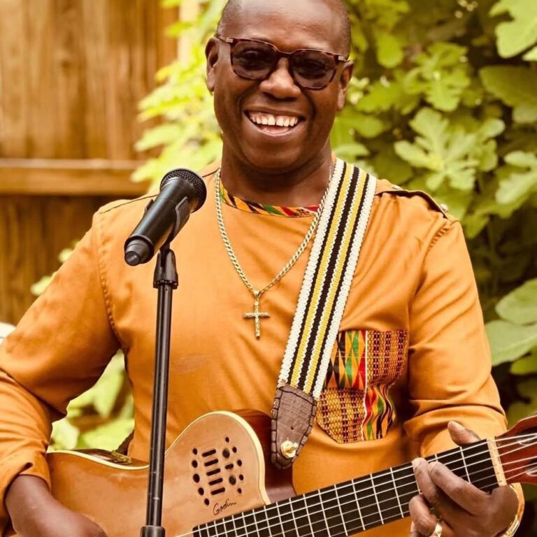 Aurelio Martínez: Músico e Político Hondurenho é Vítima de Acidente Aéreo em Roatán