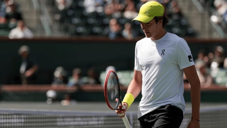 João Fonseca Recebe Elogios Após Eliminação em Indian Wells