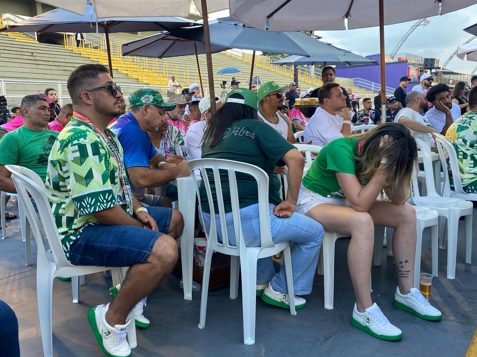 Diretoria da Mancha Verde durante apuração do carnaval 2025 em SP