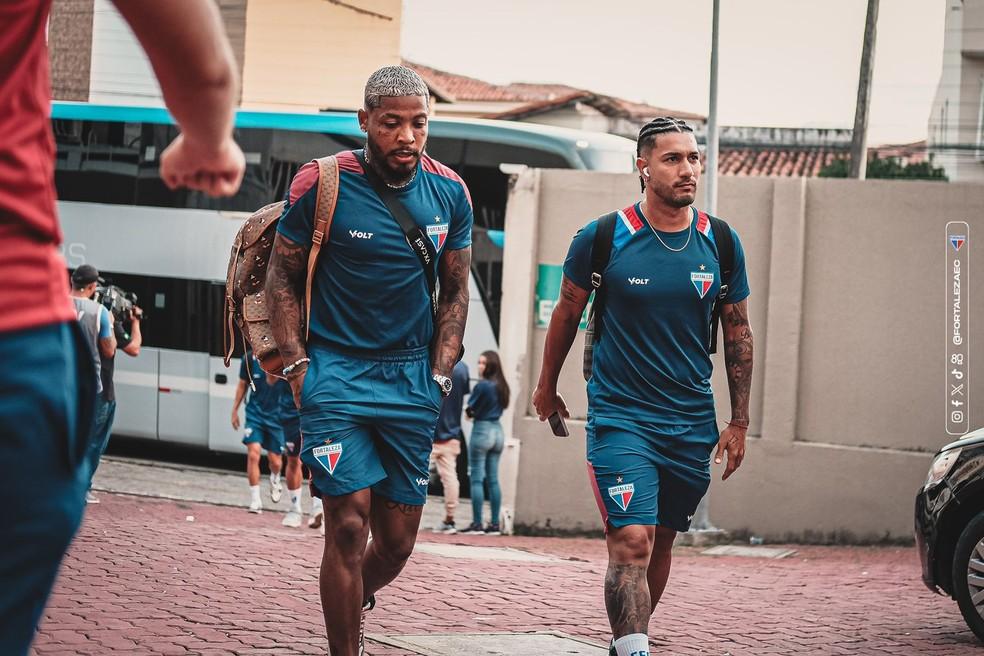 Marinho e Eros Mancuso, jogadores do Fortaleza