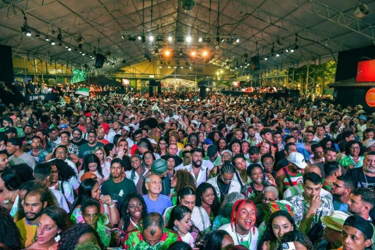 Rio de Janeiro conheceu sua campeã do Carnaval 2025 em uma apuração cheia de novidades