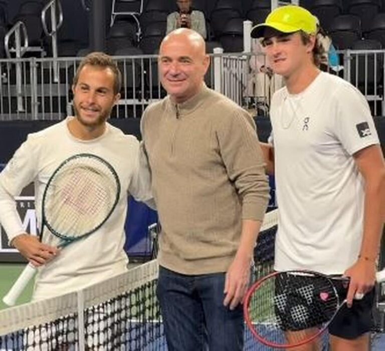 João Fonseca Avança para as Semifinais do Challenger de Phoenix com Vitória sobre Hugo Gaston