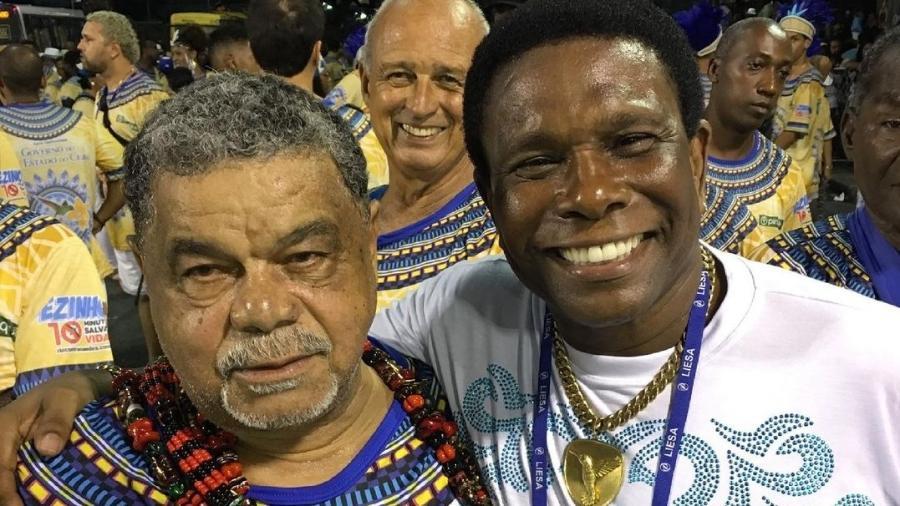 Neguinho da Beija-Flor em foto antiga ao lado de Laíla