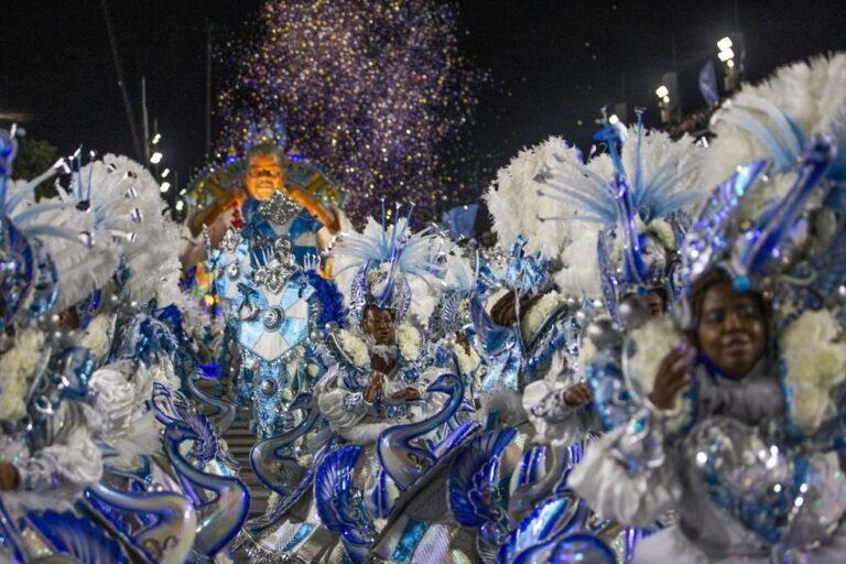 Beija-Flor é campeã do Carnaval 2025 e celebra despedida de Neguinho