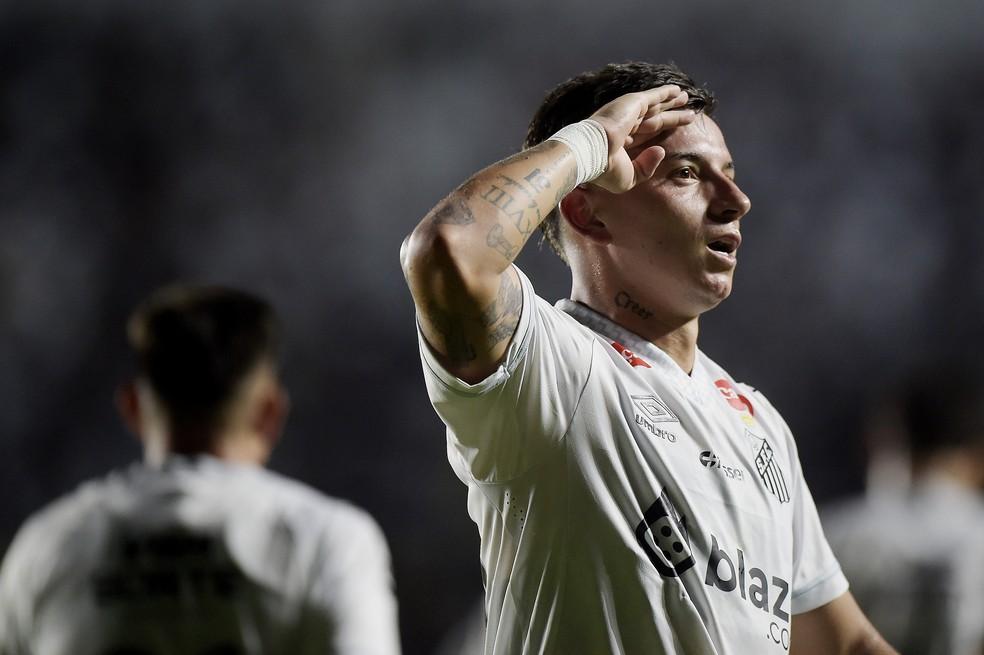 Barreal em Vasco x Santos