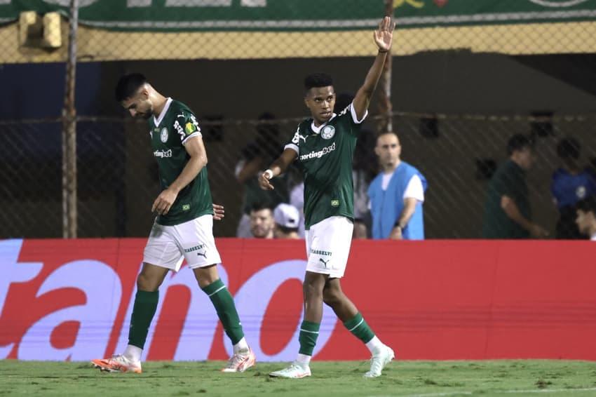 Celebrando o gol do Palmeiras