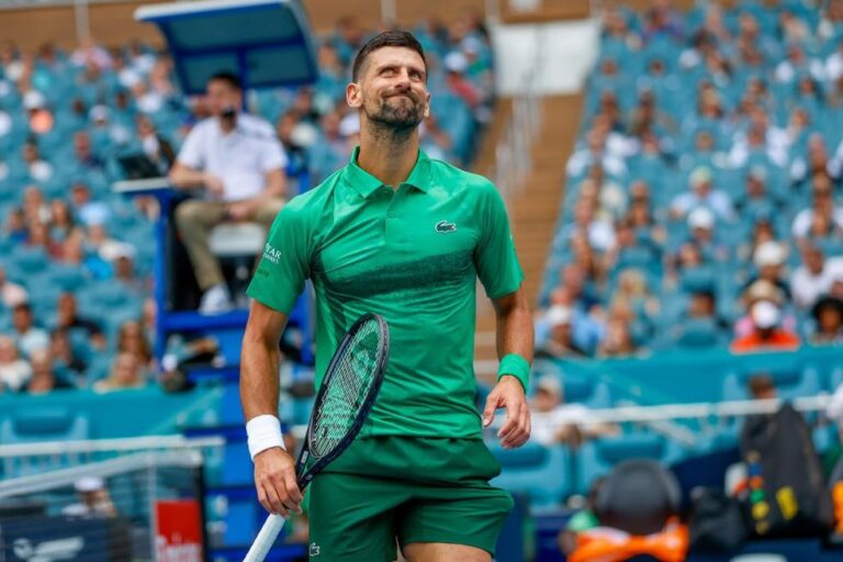 Novak Djokovic Bate Recorde e Avança às Oitavas no Miami Open