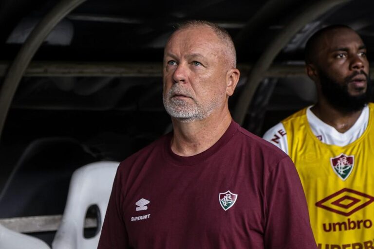 Fluminense Demite Mano Menezes Após Derrota na Estreia do Brasileirão