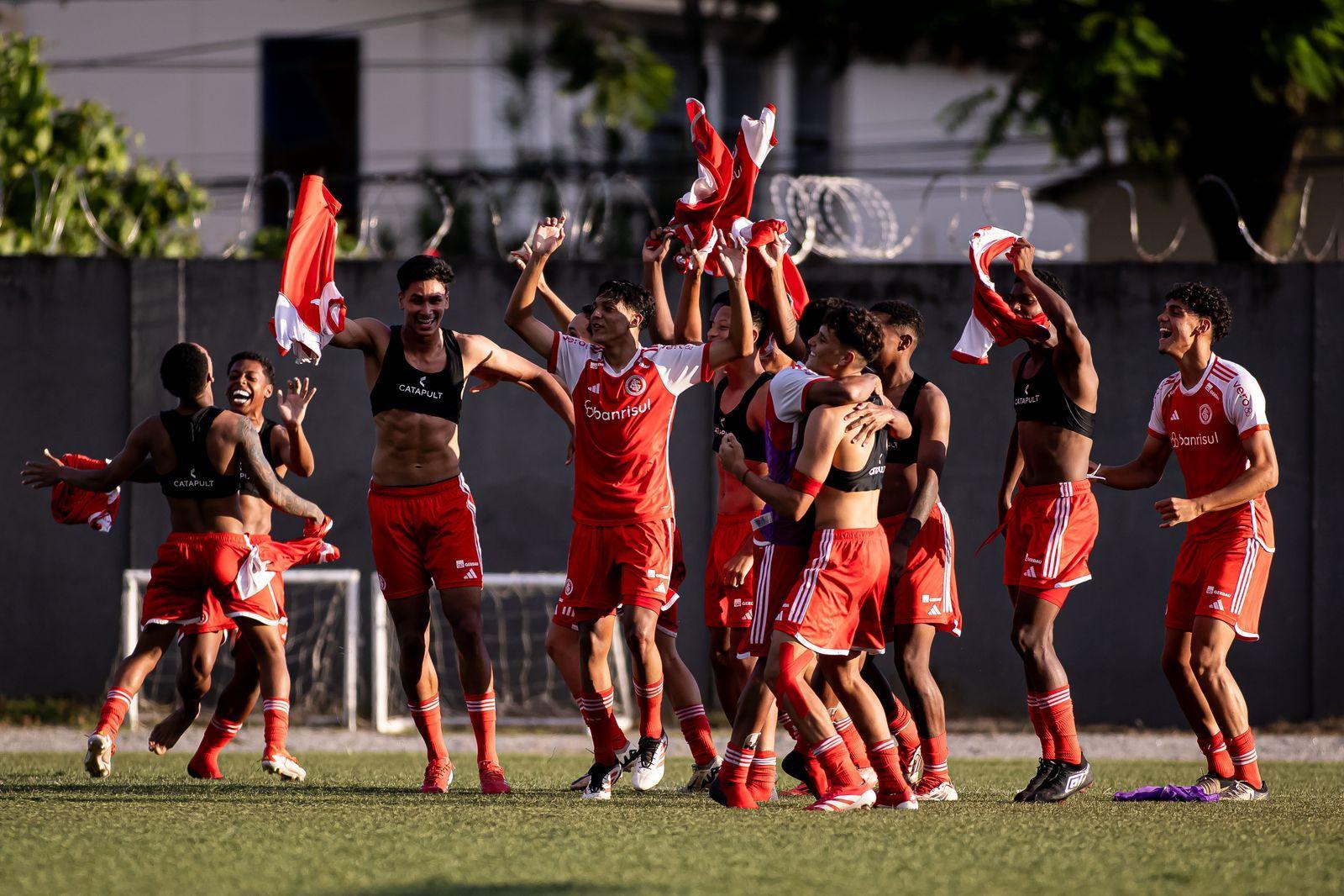 Inter elimina Santos nos pênaltis e avança às quartas da Copa do Brasil Sub-17