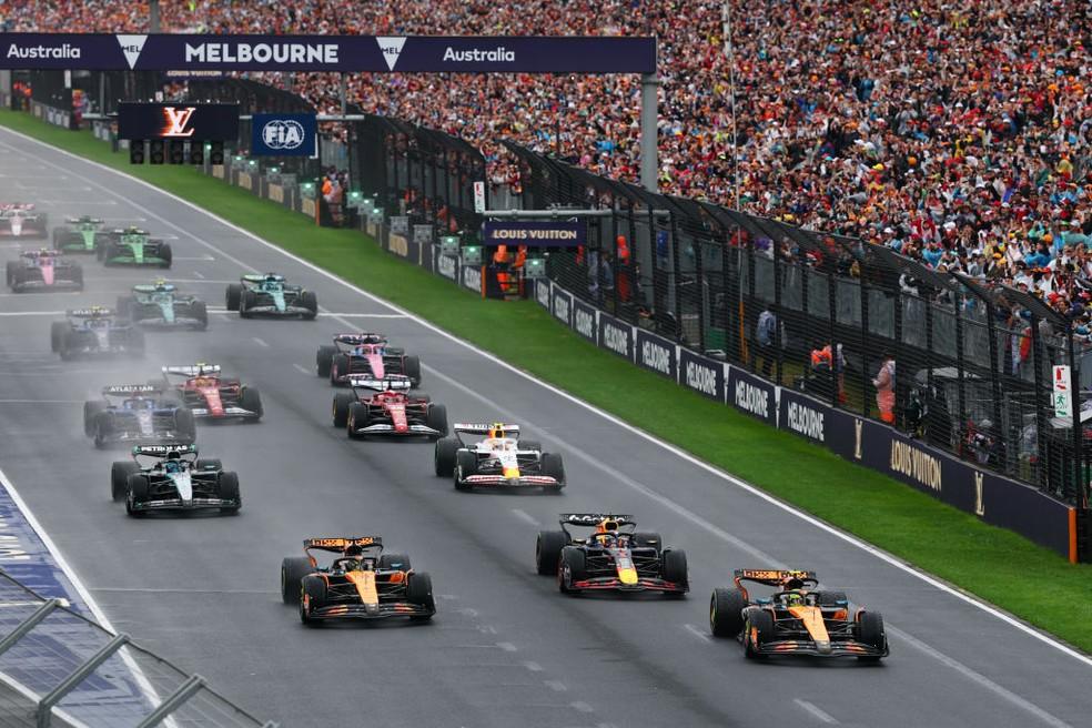 Largada do GP da Austrália de Fórmula 1