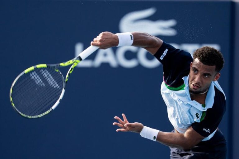 Arthur Fils busca a vitória contra Zverev em Miami