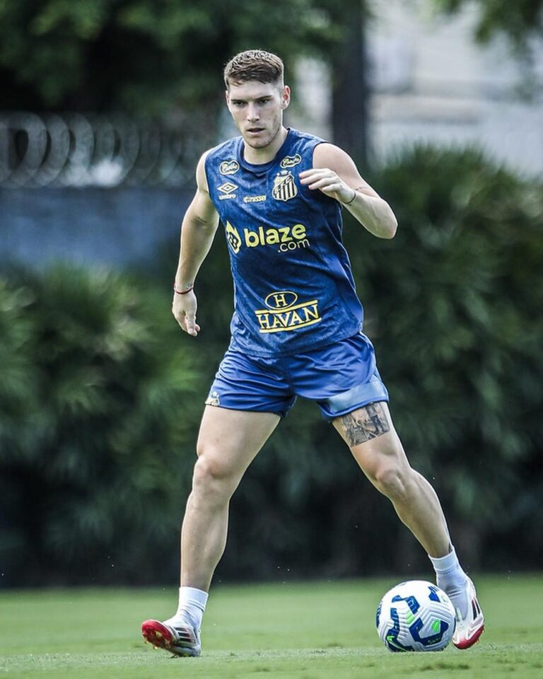 Desfalques marcam a estreia do Santos no Campeonato Brasileiro contra o Vasco