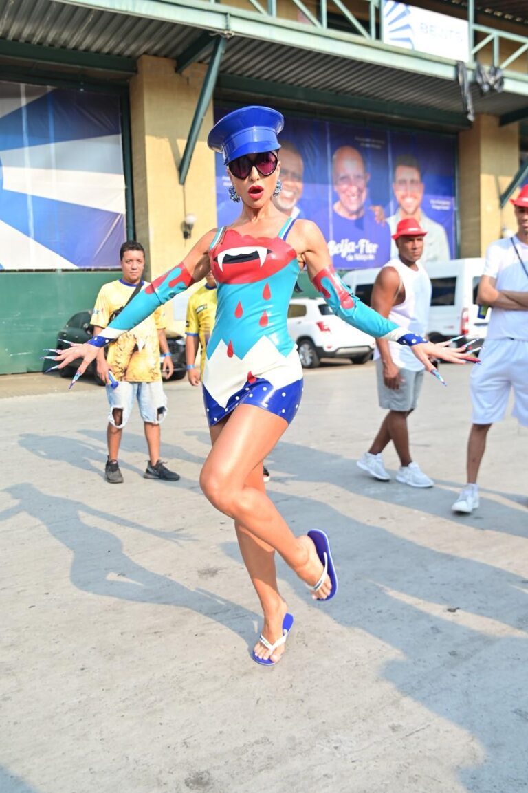 Sabrina Sato Brilha na Sapucaí com Look de Vampira e Confirmação de Resultados do Carnaval 2025