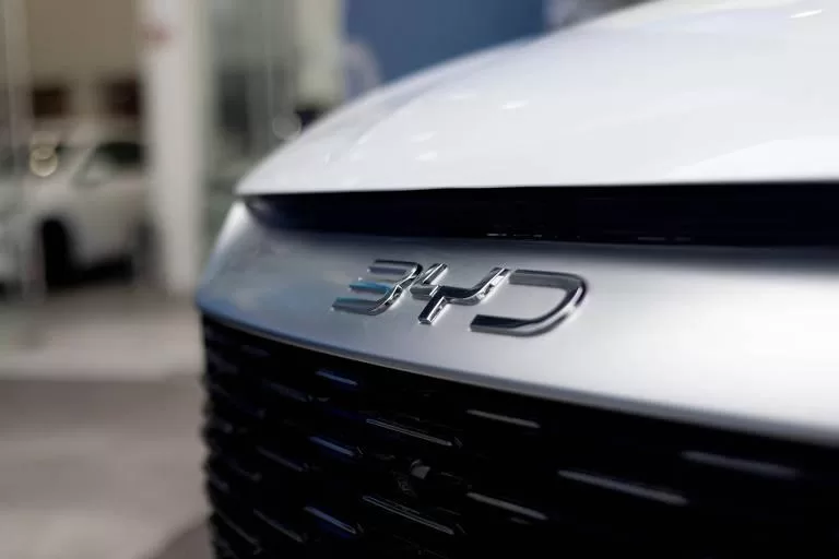 BYD Revoluciona o Carregamento de Veículos Elétricos com Nova Tecnologia