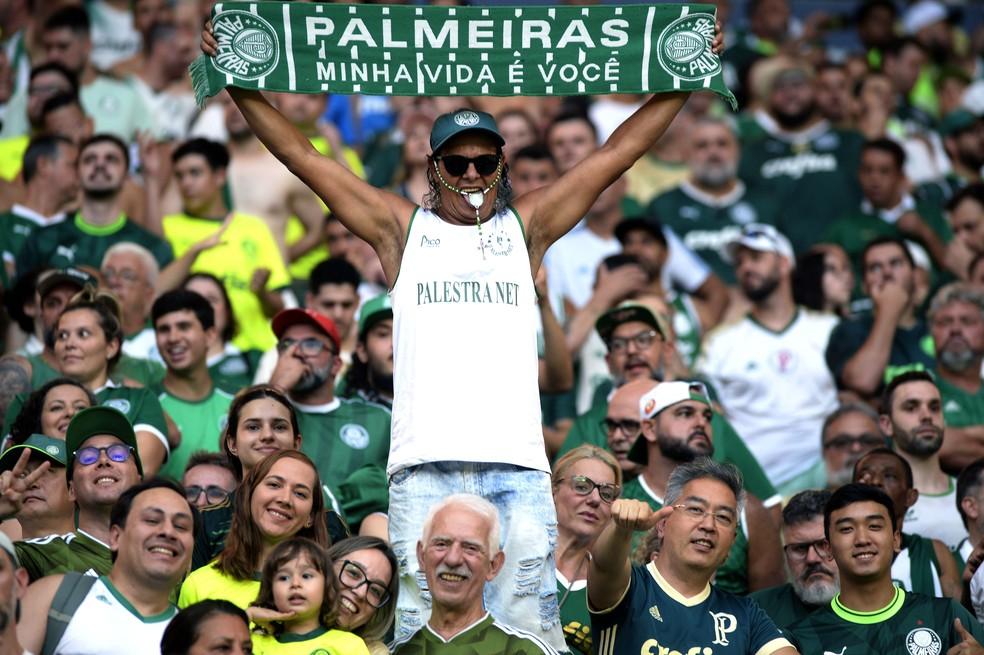 Torcida do Palmeiras em clássico