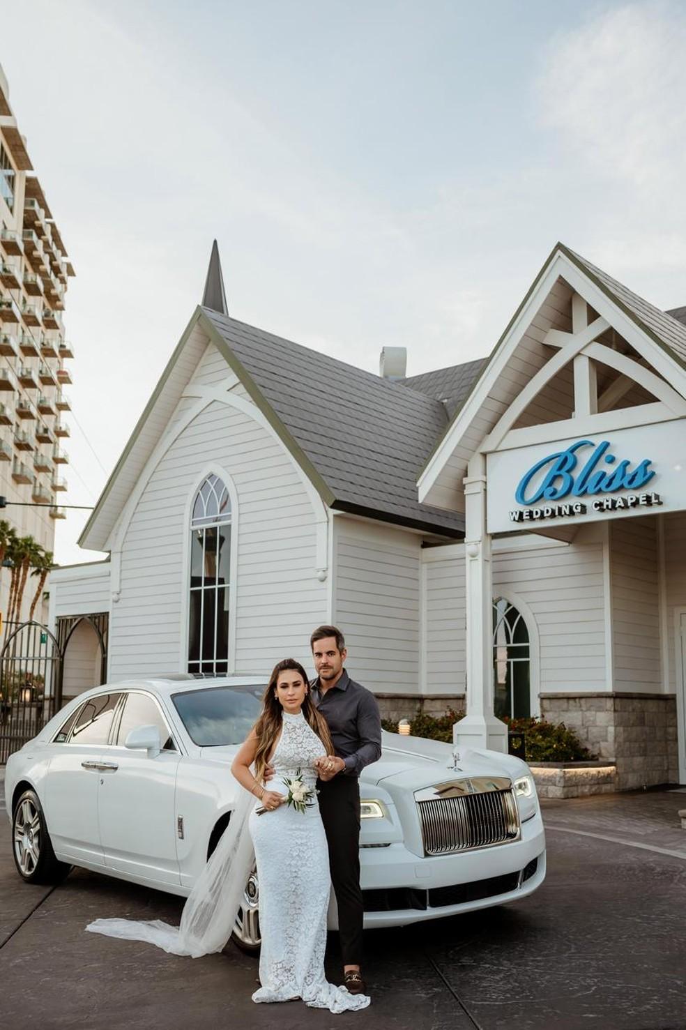 Simone Mendes e Kaká Diniz renovam votos em Las Vegas