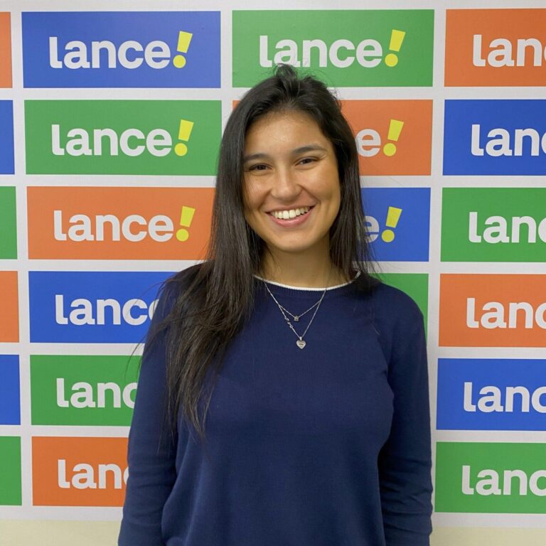 Lucas Perri, ex-Botafogo, é elogiado por seu técnico no Lyon como ‘melhor goleiro do mundo’